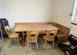 Holz-Eckbank mit Tisch und 3 Stühlen