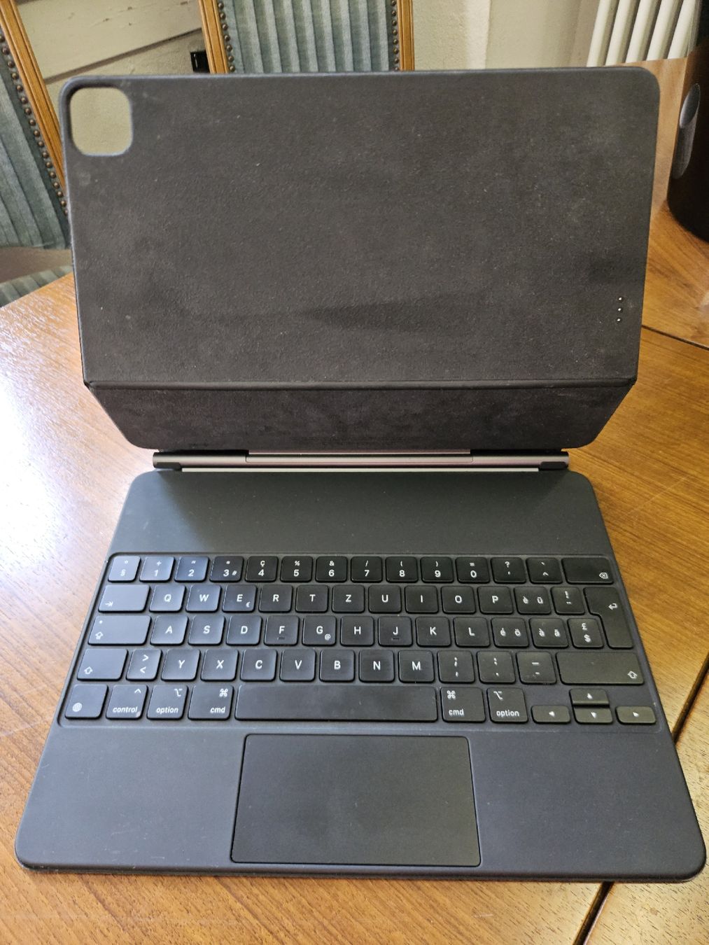 Apple Tablet PC: iPad Pro 2022 (12.9") 256GB Bundle - Magic Keyboard & Pencil – Usato da Zürich venduto da tim.cummins 9