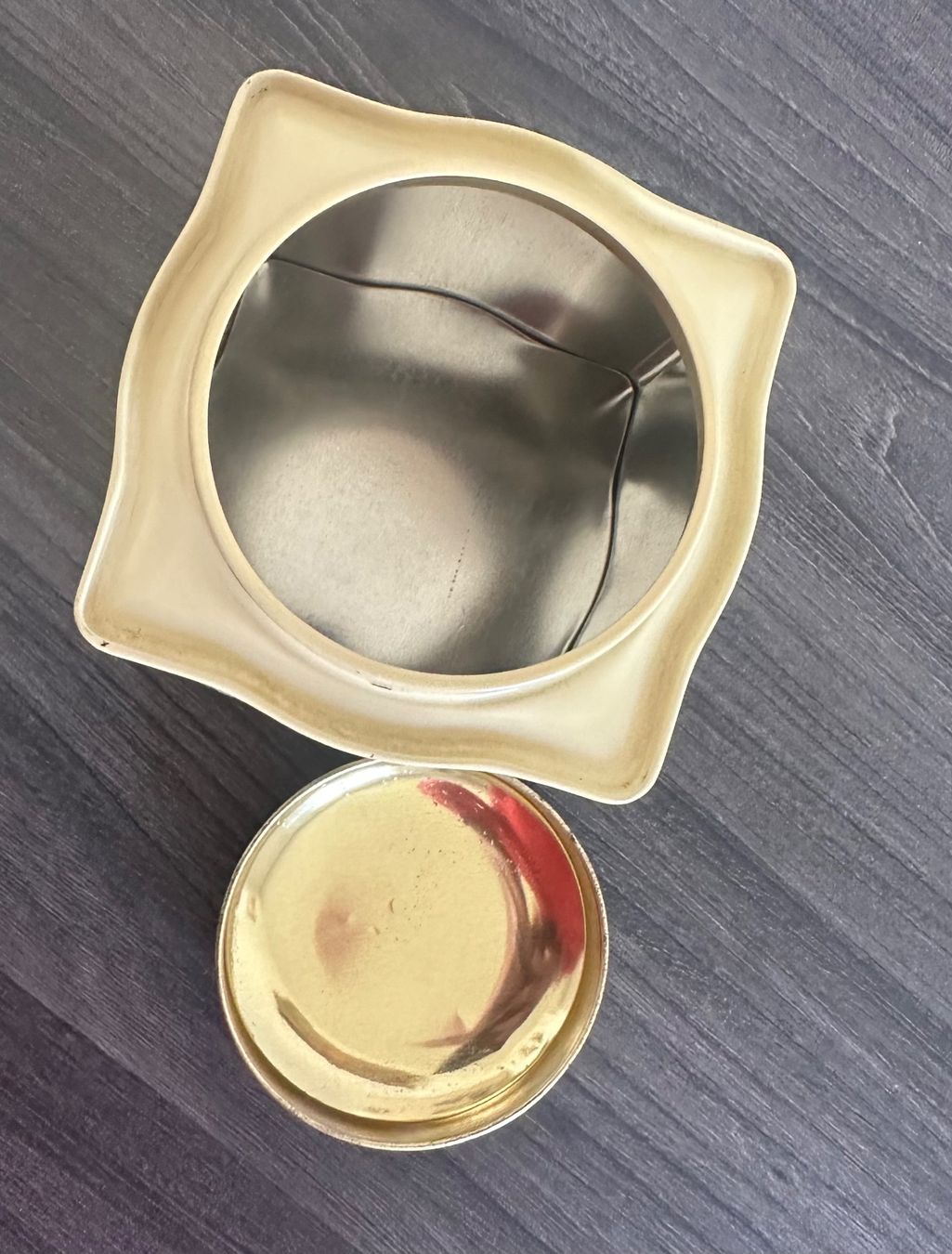 Contenitori & Simili: Vintage botanical Blechdose von Baret Ware England – Usato da Zürich venduto da brazerola 6