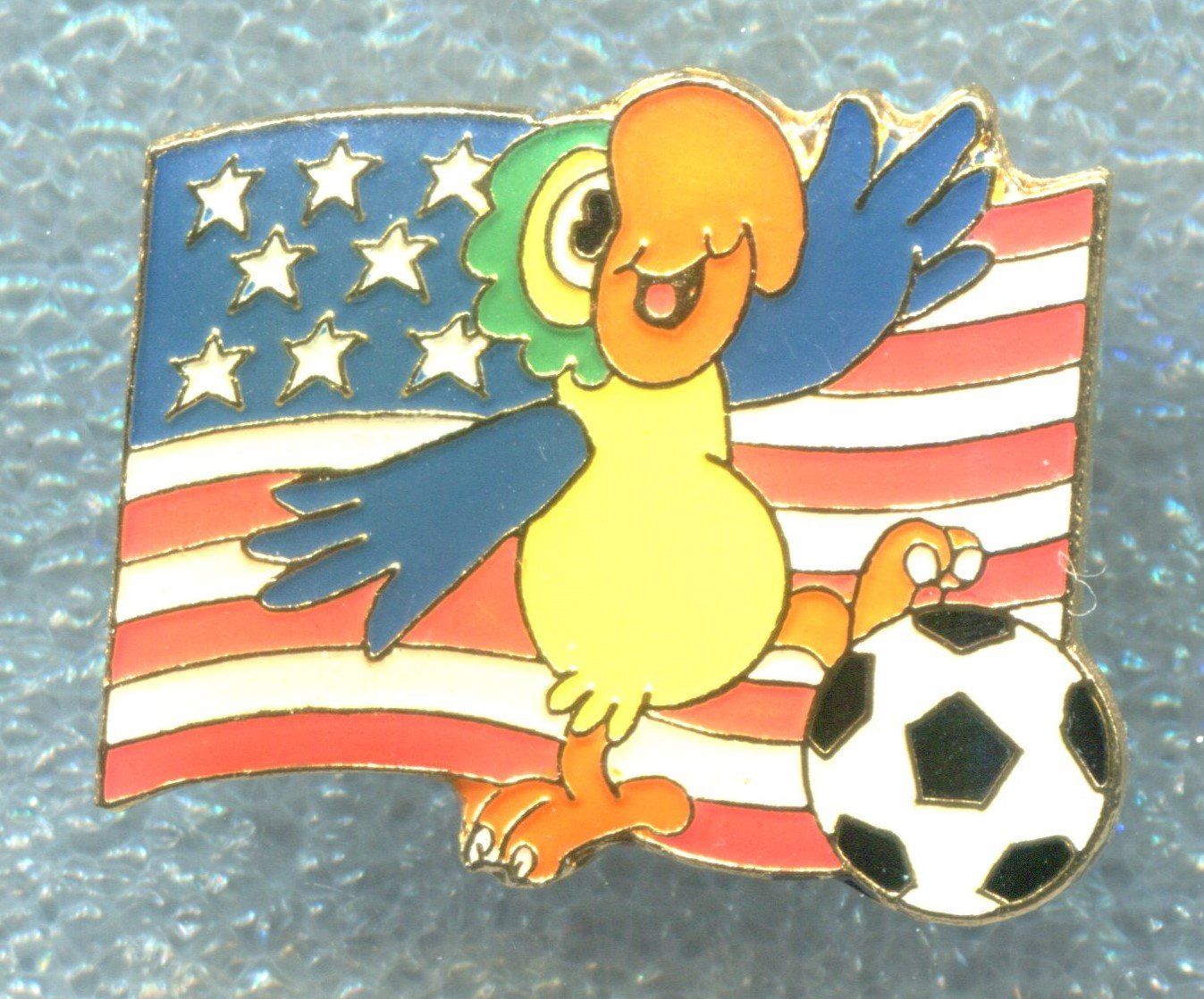 Fifa Placchette & Badge: Fussball  USA  Schweiz  Papagei – Usato da Winterthur venduto da Sammleroase