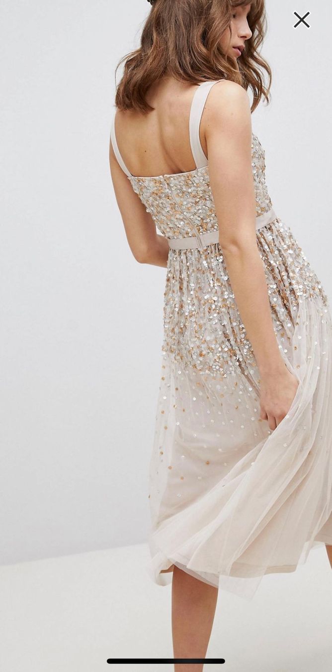 Vestiti: Kleid – Usato da St-Gingolph venduto da Ynatka 5