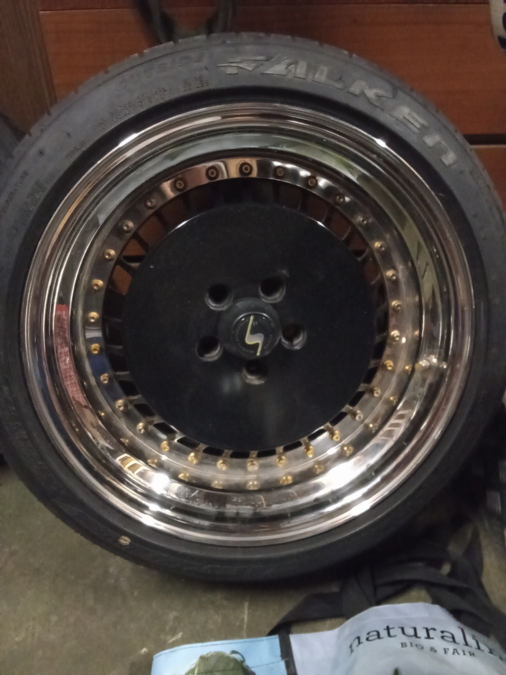 Volkswagen Cerchioni: Schmidt Th Line Felgen – Usato da Hasle LU venduto da Auctions_Hunters 2
