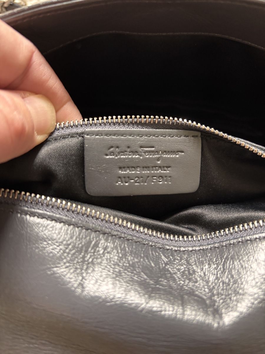 Salvatore Ferragamo Borse da donna: Salvatore Ferragamo Tasche. – Usato da Luzern venduto da lor_x8hx 5