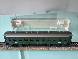1 Märklin SBB Personenwagen mit Licht & Personen