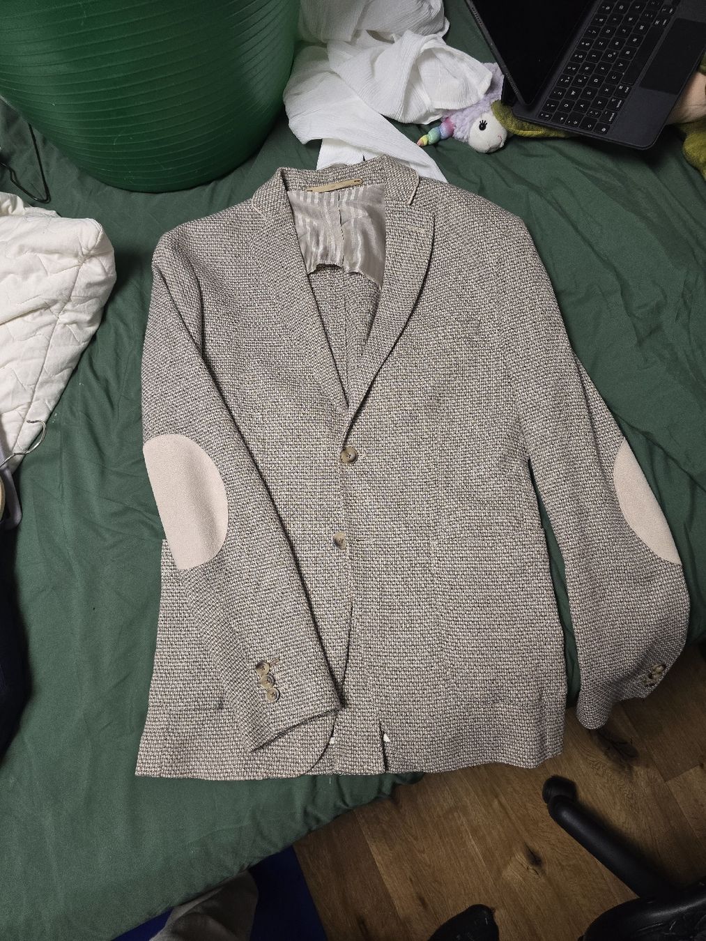 Zara Vestes: Zara Jaquet 48 – D'occasion à Lachen SZ par mar_22sq