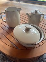 Rössler-Geschirr: Suppenschüssel, Teekanne und Milchkanne