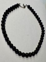 Elegante schwarze Kette, zeitlos chic!