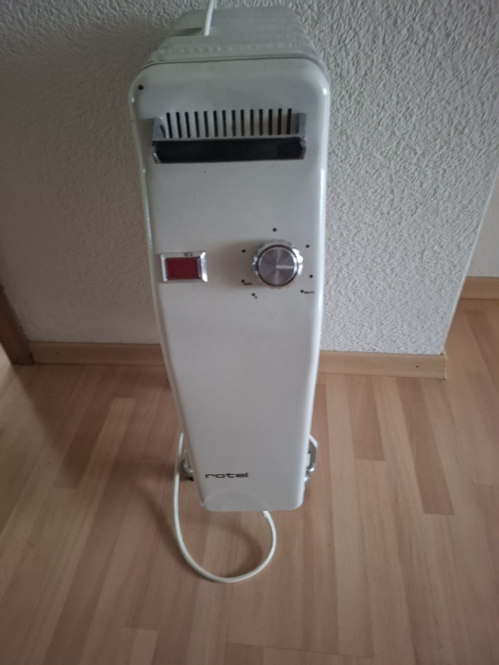 Rotel Heizgeräte: Rotel Elektroofen auf Rollen – Gebraucht aus Schaffhausen von Fabian021