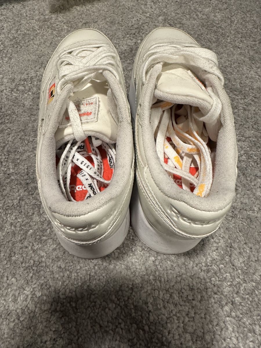 Reebok Scarpe da donna: reebok x gigi hadid (37) – Usato da Freidorf TG venduto da driftingforthrifting 1