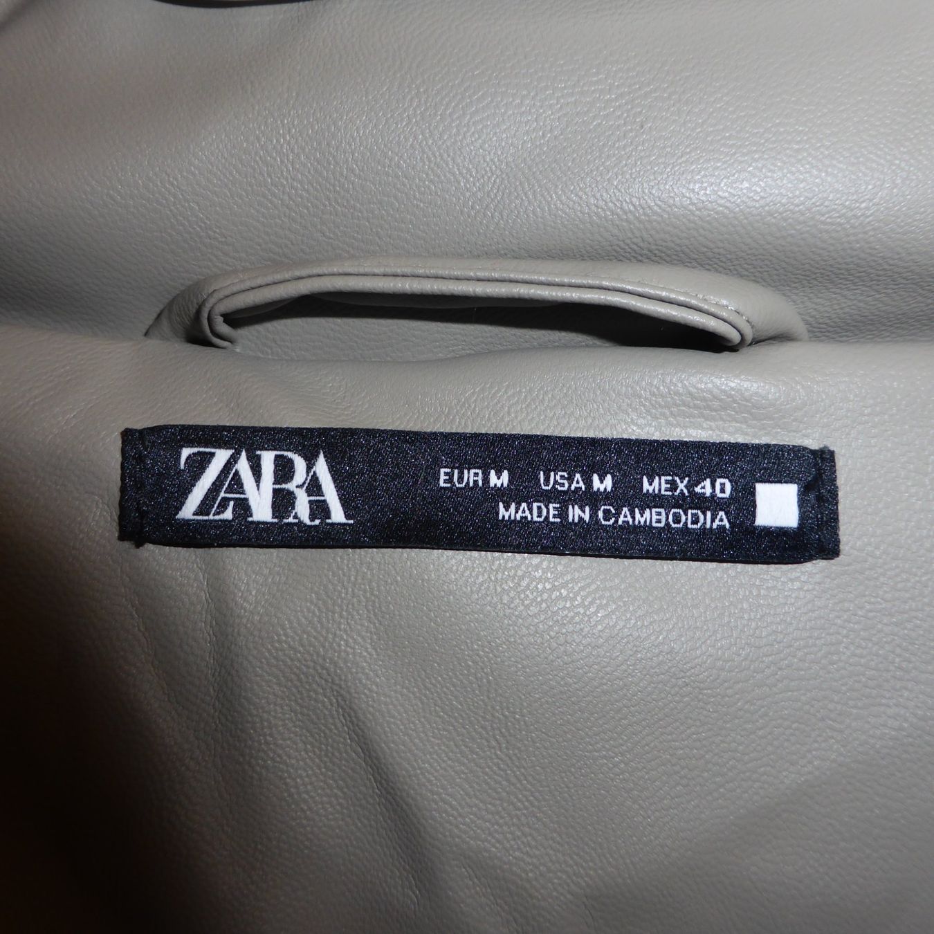 Zara Giacche: Winterjacke ZARA, Gr. M – Usato da St.Gallen venduto da regenbogen5 1