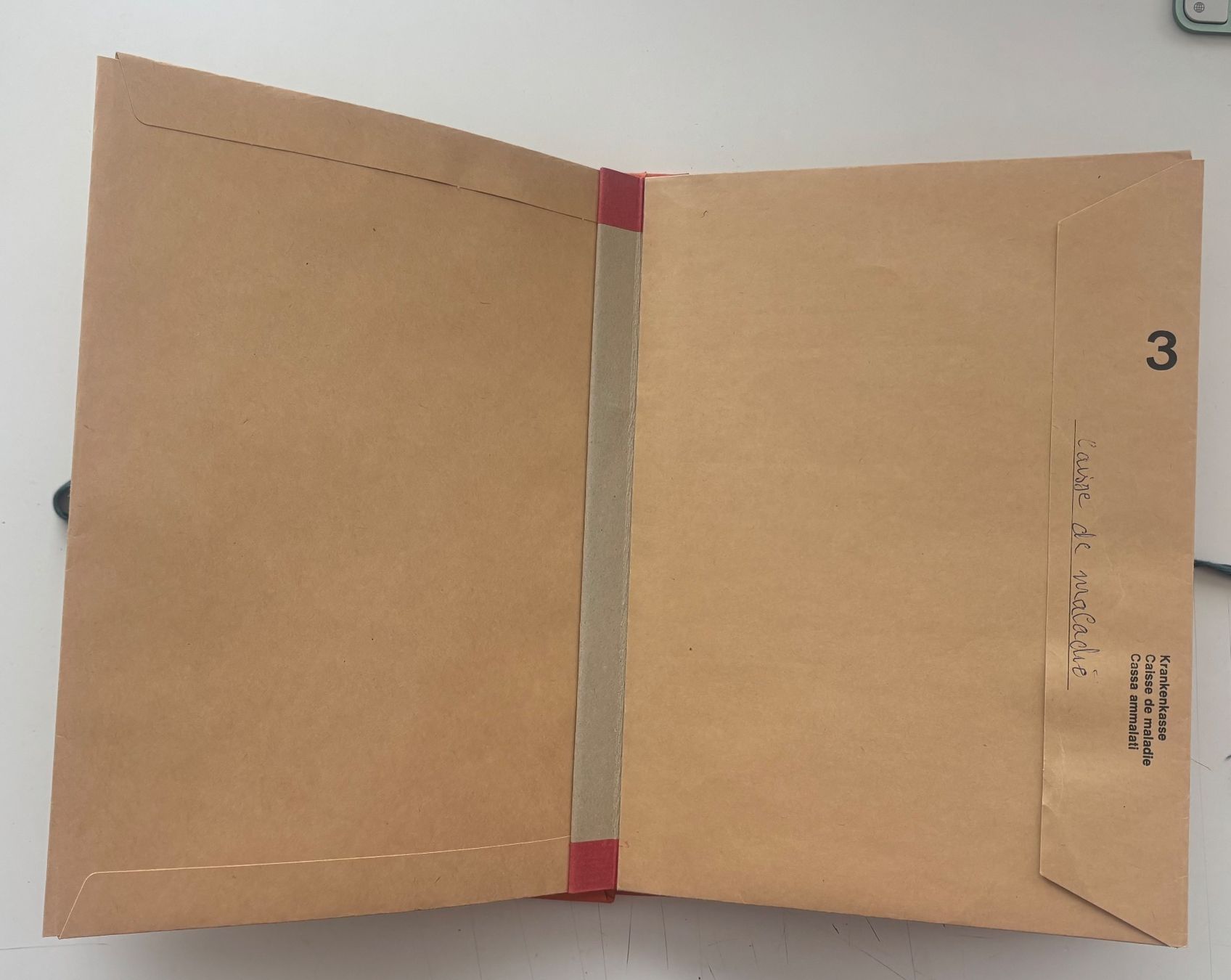 Koffer & Taschen: Porte-documents / Aktenmappen – Gebraucht aus Neuchâtel von gefdeneuch 4