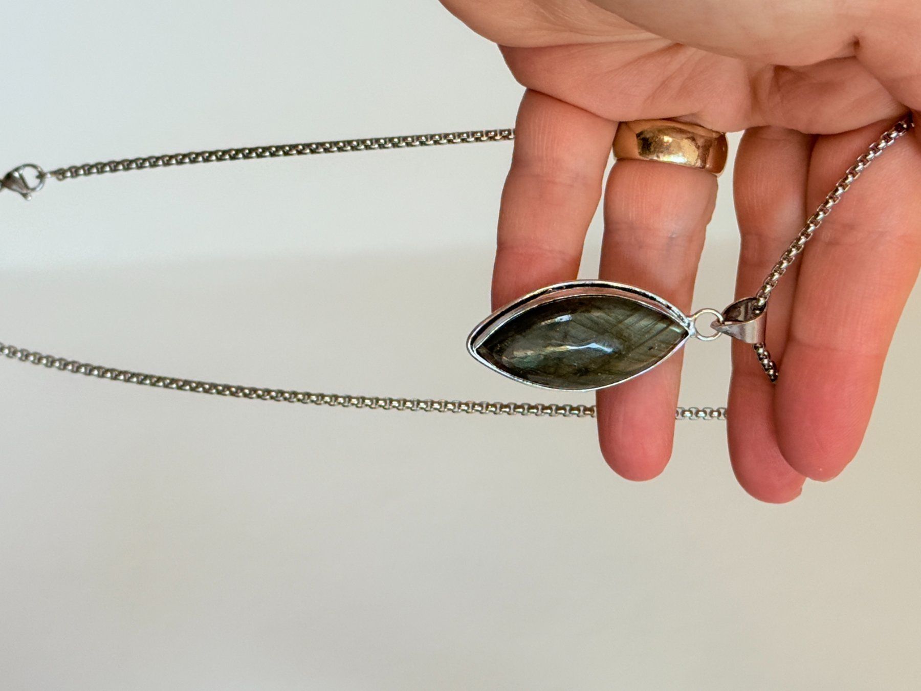 Catenine: Collier Labradorite Marquise Massif Neuf – Nuovo e nell'imballaggio originale da Genève venduto da AWWA 6