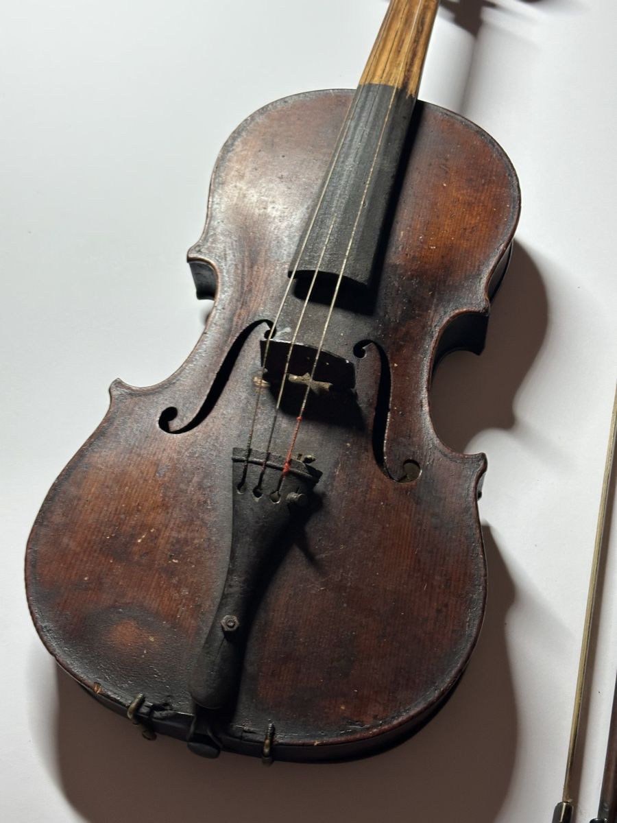 Strumenti musicali: Old Violin – Difettoso da Zürich venduto da RatsTreasure 1