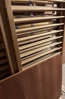 Lit bébé à barreau en bois 