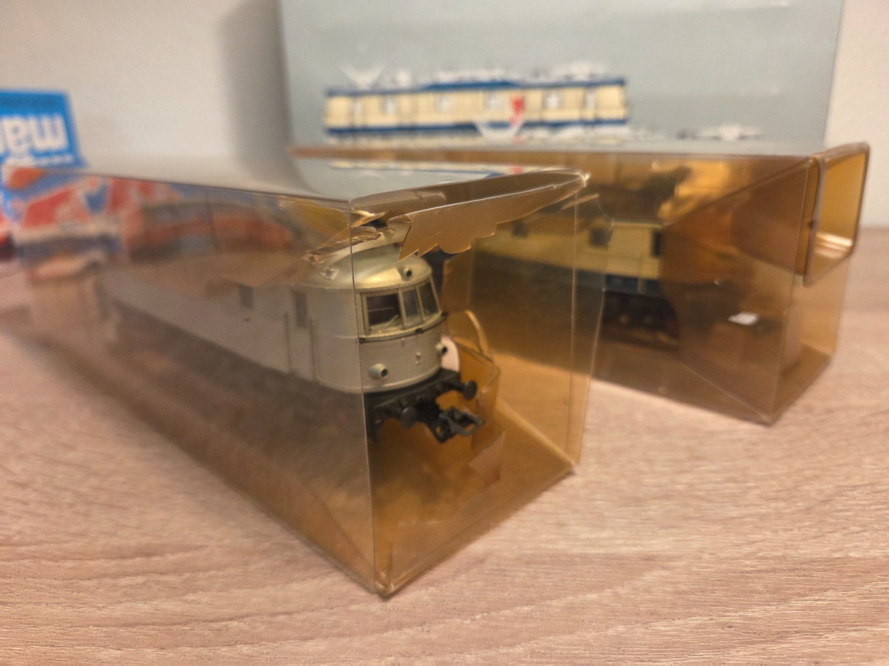 Märklin Modellini di ferrovie: Märklin 3667 E-Lok BR E18+118 DB Digital H0 – Usato da St-Aubin-Sauges venduto da Lo_Go 7