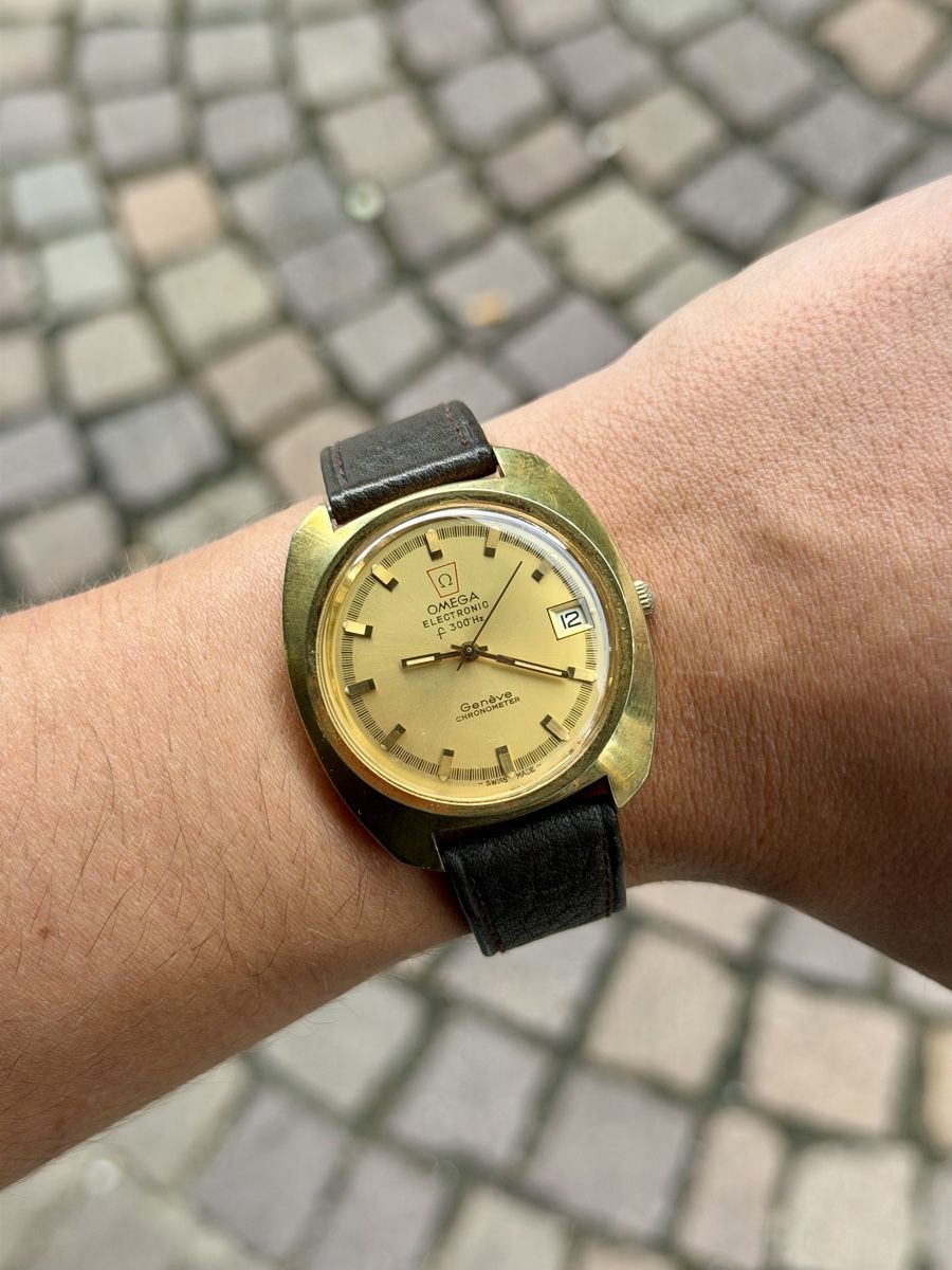 Omega Orologi: Omega Electronic f300hZ plaque  – Usato da Winterthur venduto da YSCHU 7