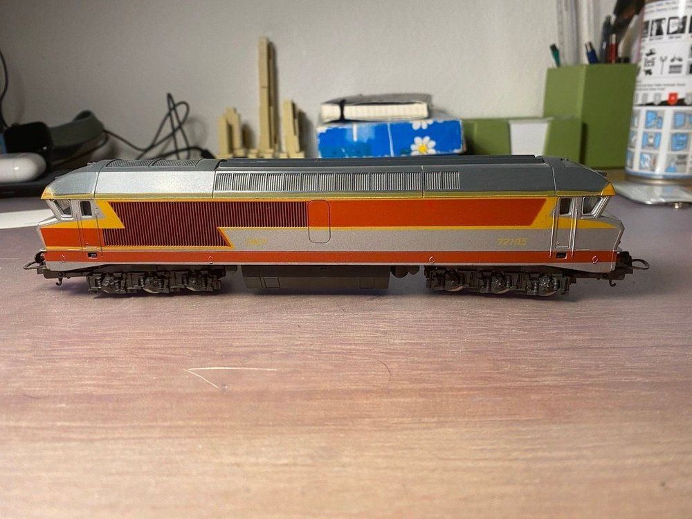 Lima OO Gauge Le Captiole Electric Loco SNCF Train Set – JOY of the FIND