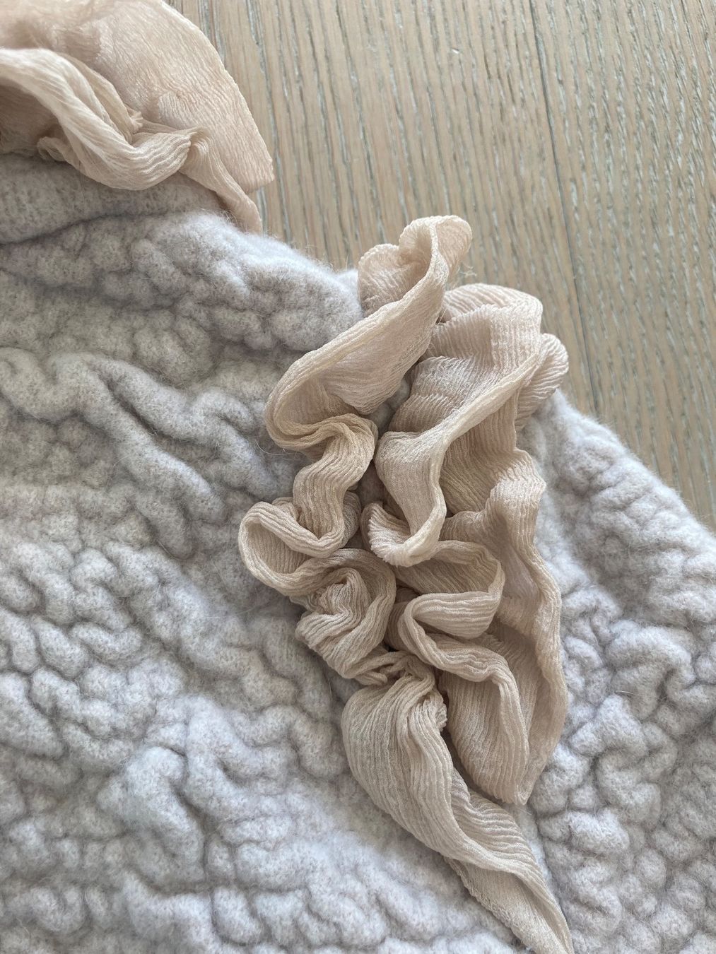 Pullover & Sweatshirts: Designer - Hübsche Jacke/Pullover Gr. 36 beige – Gebraucht aus Meilen von Golfer04 4