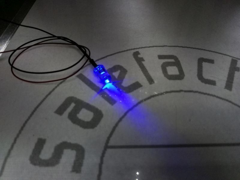 Componenti elettronici: LED 5mm verkabelt, 12V DC, klar/blau – Nuovo (secondo la descrizione) da Luzern venduto da Salefactory 1