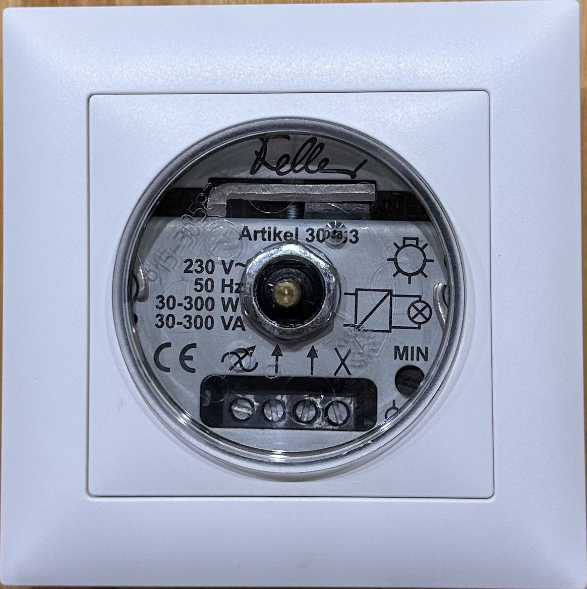 Feller Interrupteurs: Feller Dimmer 230V Neuwertig – D'occasion à Wil ZH par autio 2