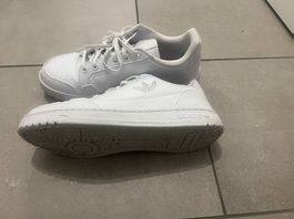 ADIDAS WEISSE SNEAKER