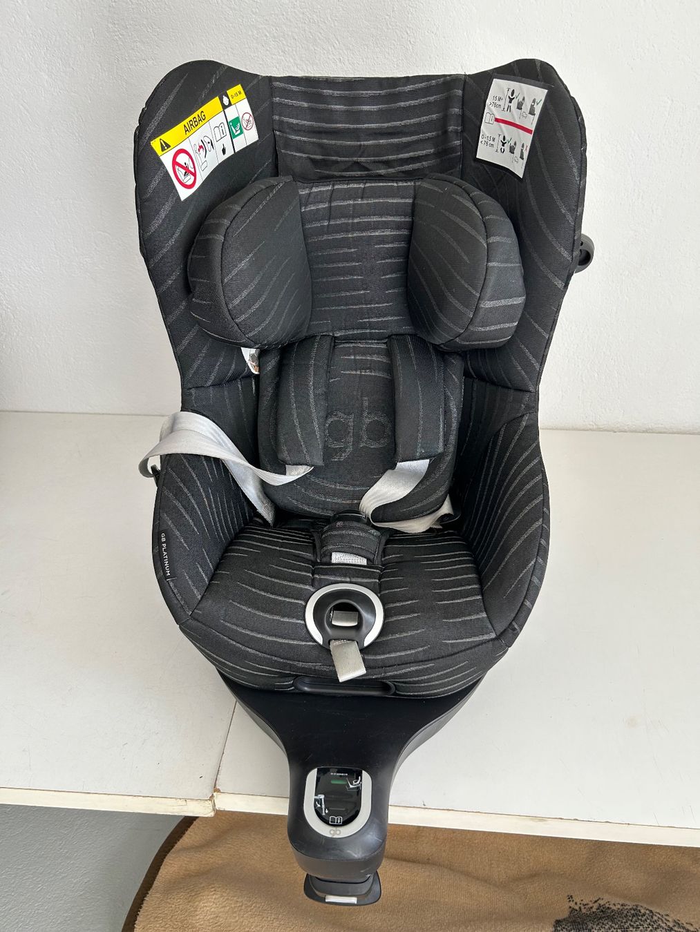 Seggiolini per auto: Babysitz - Schwarz, Top Zustand – Usato da Rechthalten venduto da and_vjy2 2