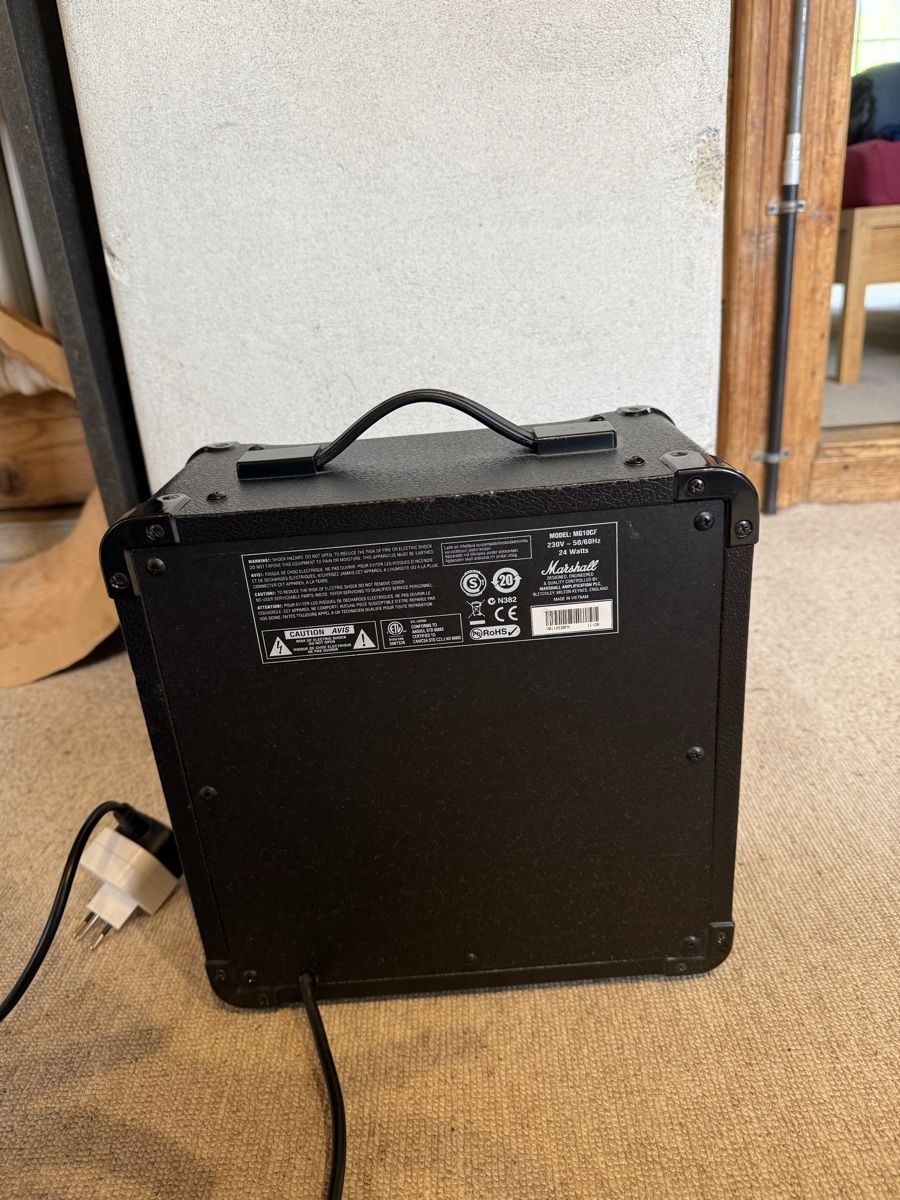 Marshall Verstärker: Marshall MG10 Gitarrenverstärker – Gebraucht aus Trogen von noe_5gs2 1