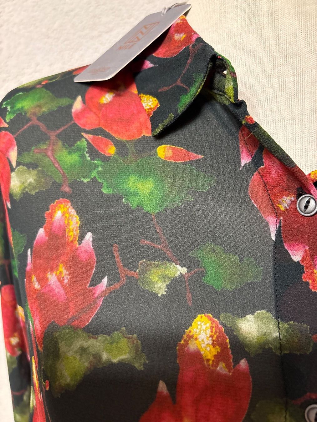 Nile Camicette: Tolle neue Bluse Nile S-M – Nuovo (secondo la descrizione) da Maienfeld venduto da 8796 1