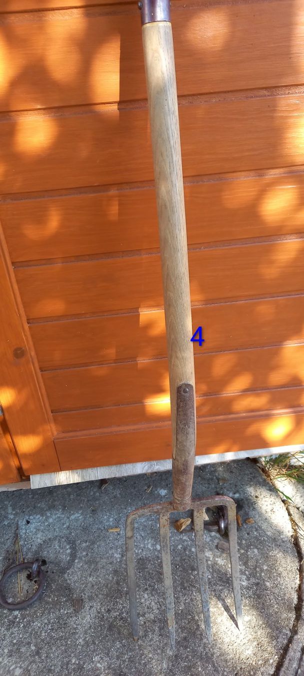Tutti gli attrezzi: Div. Garten Werkzeug je Stück – Usato da Seon venduto da Psalm28 5