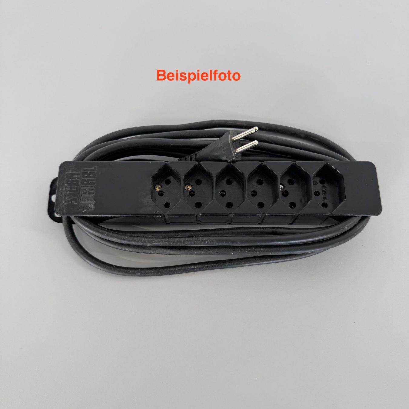 Spine: Steffen Steba Variabl Prime Mehrfachstecker Schwarz - – Usato da Schönenwerd venduto da mcofficeshop