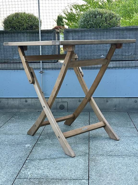Tavoli: Gartentisch klappar 70x70x74 Teakholz – Nuovo (secondo la descrizione) da Emmenbrücke venduto da Dsfan 1