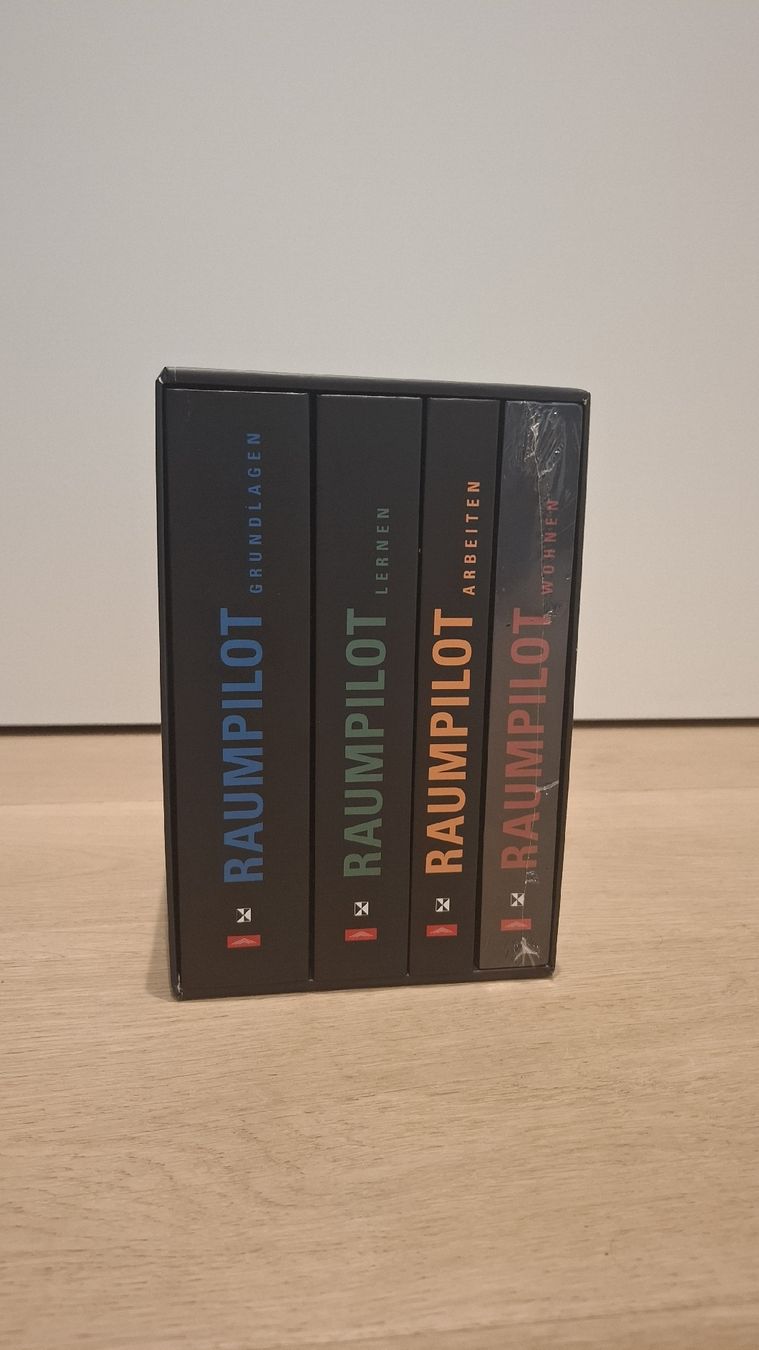 Bücher: Raumpilot 4 books, perfect condition – Neu (gemäss Beschreibung) aus Zürich von pto_6wfs