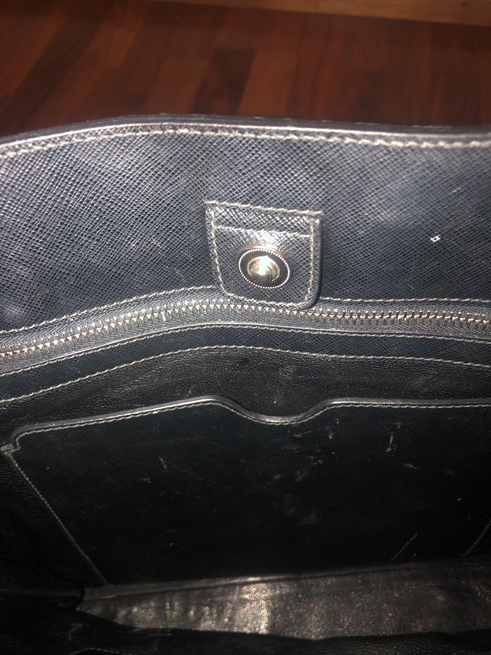 Prada Taschen: Prada Tote Tasche Saffiano Leder schwarz – Gebraucht aus Adliswil von patrizia.roth01 4
