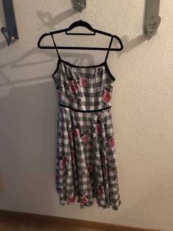Kleid Gr. M