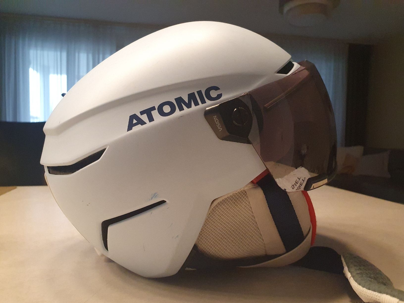Atomic Caschi: Kinder Skihelm Atomic – Usato da Steinhausen venduto da noemi22 2