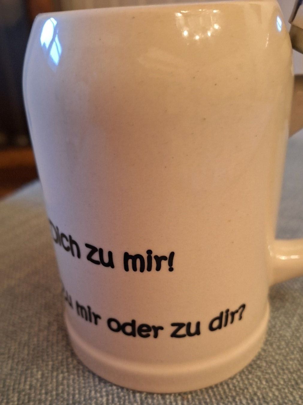 Bicchieri: Spezieller Bierkrug mit Klingel 1x..2x.. 3x... – Usato da Arlesheim venduto da shopradl 1