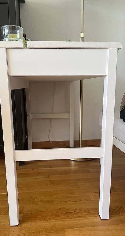 Scrivanie: iKEA Hemnes  Schreibtisch klein – Usato da Bern venduto da sin_k9vr 3
