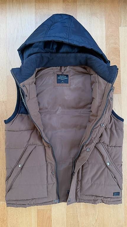 Bershka Gilet & Giacche: Weste von Berska - Grösse M – Usato da Kriens venduto da Rina456 1