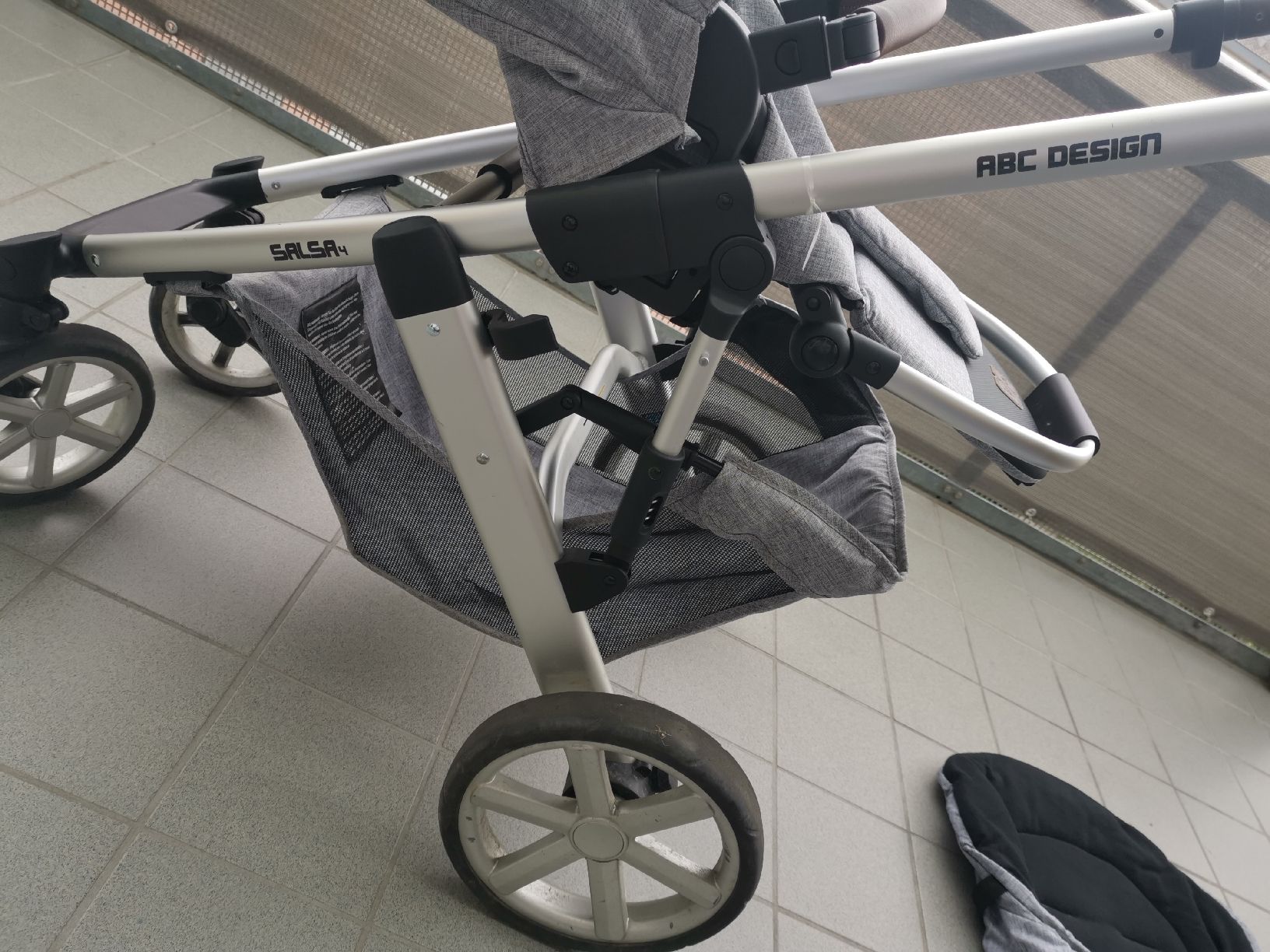 ABC Design Carrozzine: Kombikinderwagen ABC Design Salsa 4 – Usato da Bronschhofen venduto da nes_w5qq 1