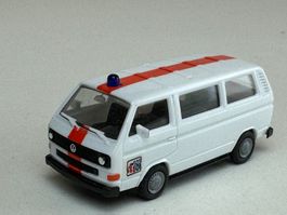 Herpa VW T3 Kombi weiss mit Warnlicht SOS 101