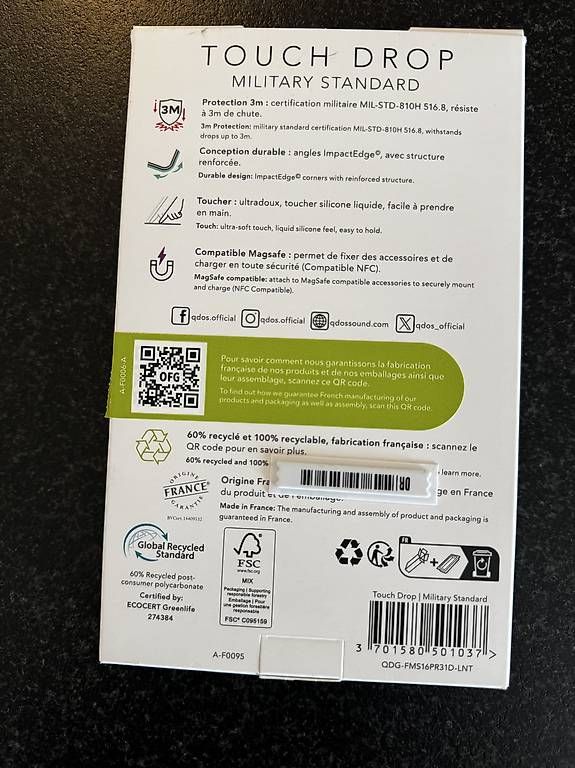 Covers & Schutzfolien: Coque iPhone neuve dans l'emballage 15Pro – Neu und originalverpackt aus Ste-Croix von Sweety10 4