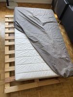 selbstgebautes Palettenbett zu verschenken