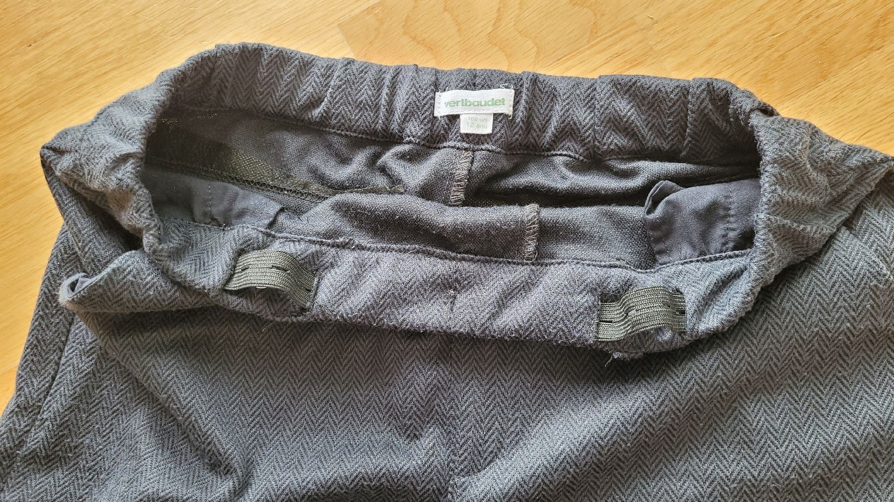 Vertbaudet Pantalons: Kinderhose Vertbaudet gr.152 – D'occasion à Winkel par Madziacz 2