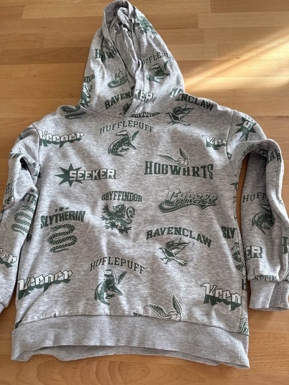 H&M Lotti & Set di vestiti: Set Harry Potter Gr. 134 – Usato da Zürich venduto da Lucinka21 1