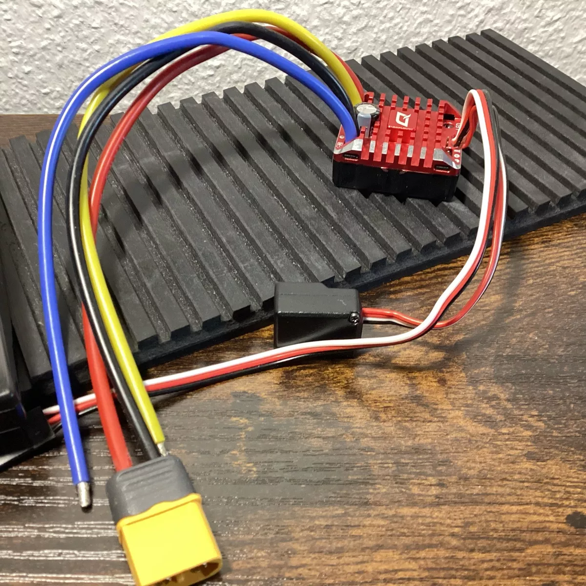 Hobbywing RC Modellbau: RC Crawler Brushed Speed Controller – Neu (gemäss Beschreibung) aus Eggiwil von M8Black 5