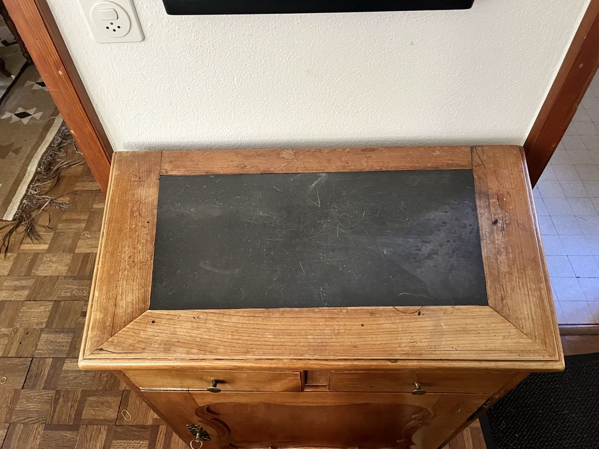 Armadi: Antik / Vintage Holzschrank – Usato da Thun venduto da soeep 1