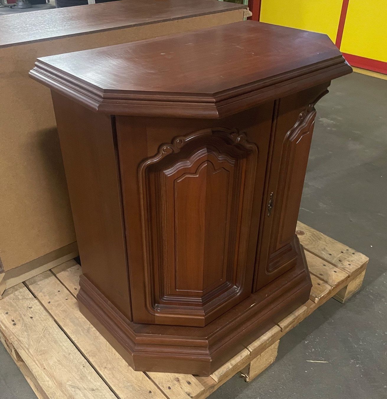 Büffets: Buffet avec commode et meuble TV – Gebraucht aus Satigny von rob_6zj8 7