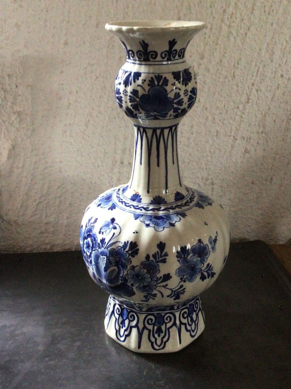 Vasi & Recipienti: Vase ancien Delft – Usato da Némiaz (Chamoson) venduto da Patoshi
