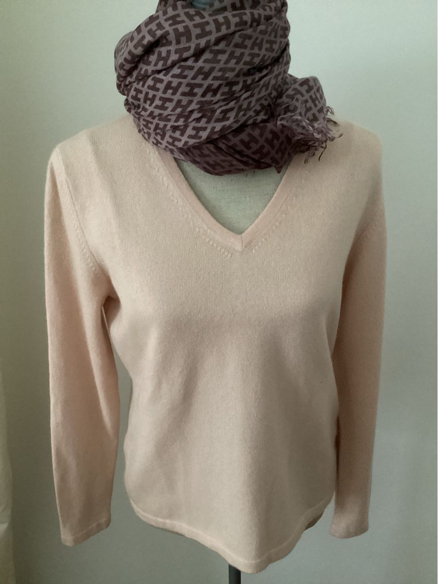 Maglioni & Felpe: Fabiani, Damenkaschmirpullover, Gr. 40 – Usato da Salenstein venduto da Esprit57