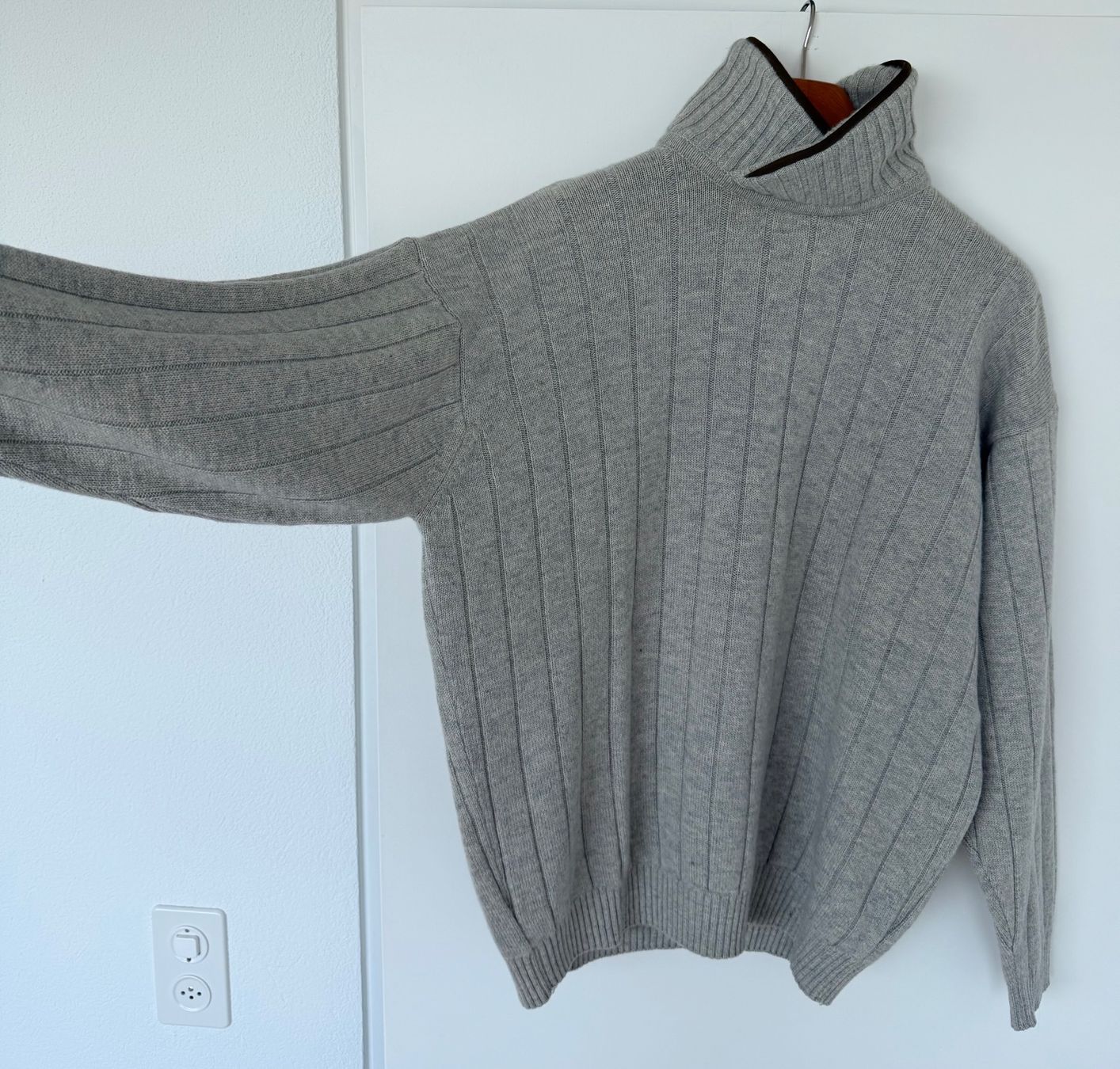 Hermès Pulls & Sweat-shirts: Hermes Cashmere Pullover – D'occasion à Wallisellen par max.mil 1
